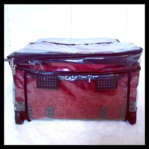 BRIGHTON Rolling Suitcase Beautiful Condition Comes With Protective Cover - Picture 7 of 12